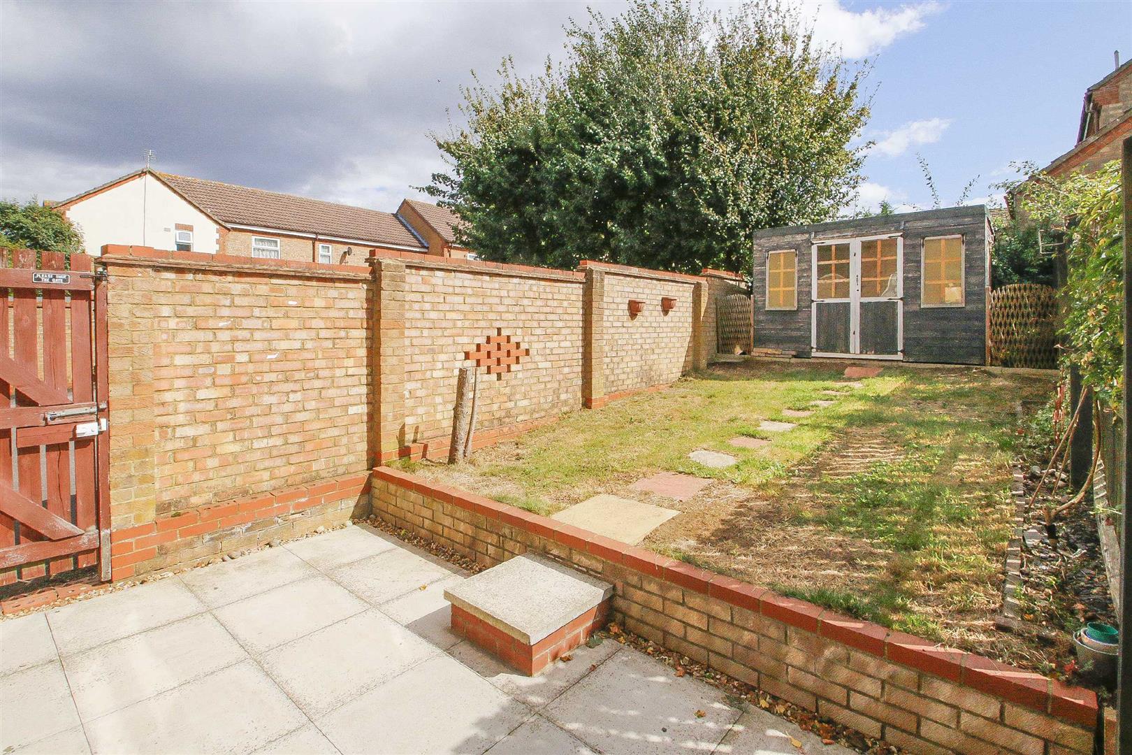 2 bed property in Pickering Drive, Milton Keynes